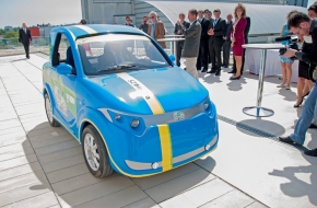 Elektromos autó a győri egyetemen
