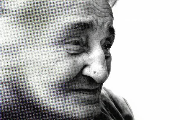 Alzheimer-kórban szenvedő idős hölgy - a kép illusztráció
Forrás: pixabay.com