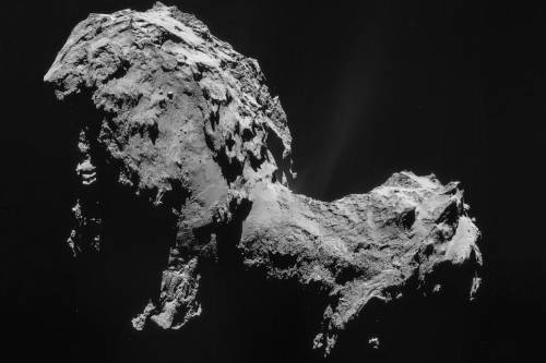 Az üstökös szerkezetét tárják fel