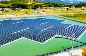 A világ jelenleg legnagyobb úszó naperőműve