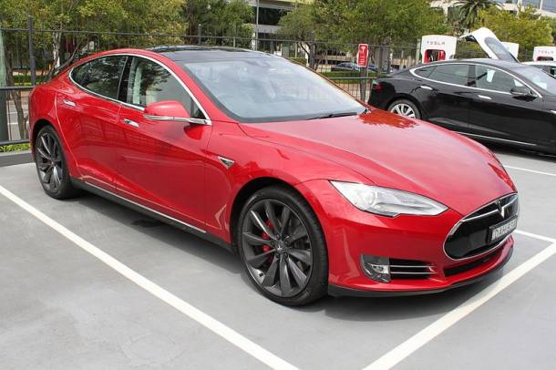 Tesla Model S P85D - 2015
Forrás: commons.wikimedia.org
Szerző: Jeremy