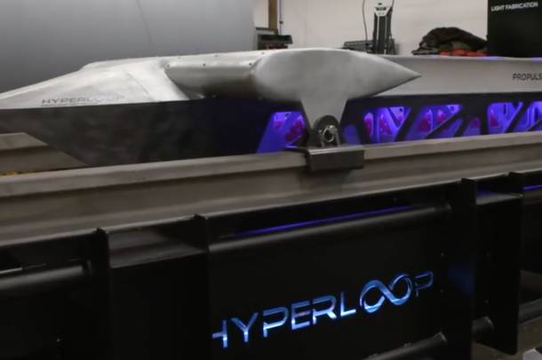 A hyperloop prototípusa tesztelés alatt
Forrás: youtube.com