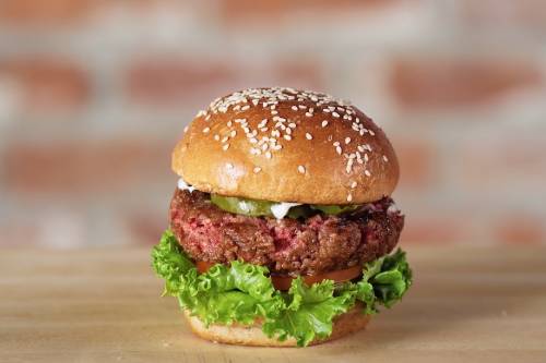 Hamarosan a New York-i éttermek étlapjait gazdagítja a növényből készült hamburger
