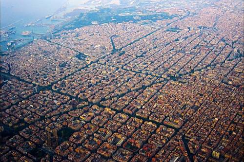 Izgalmas városfejlesztésre készül Barcelona! - A levegő- és zajszennyezés problémáját autómentes „szupertömbök” oldanák meg