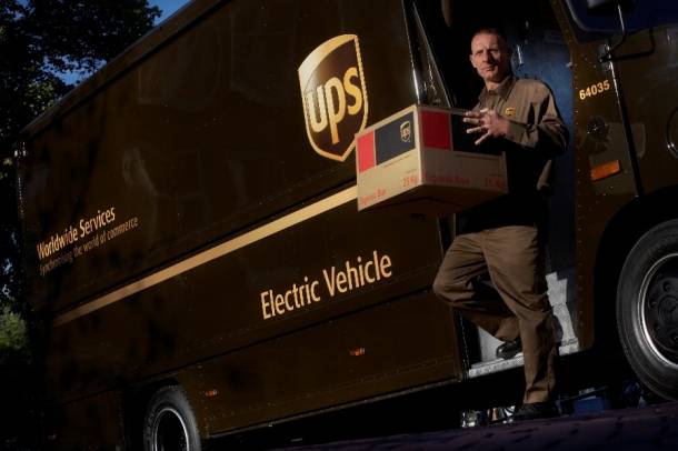 A UPS jelenleg több mint 8300 alternatív hajtású, fejlett technológiájú járművet üzemeltet világszerte.
Forrás: UPS