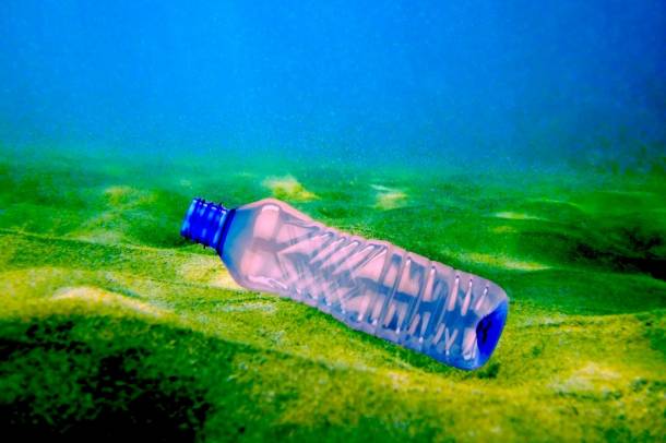 Műanyag palack a tengerfenéken - a kép illusztráció
Forrás: pixabay - ecolounge