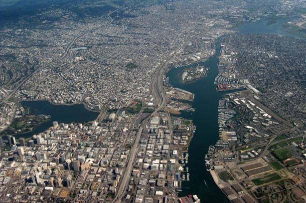 Oakland légifelvétel
Forrás: commons.wikimedia.org
Szerző: Dcoetzee