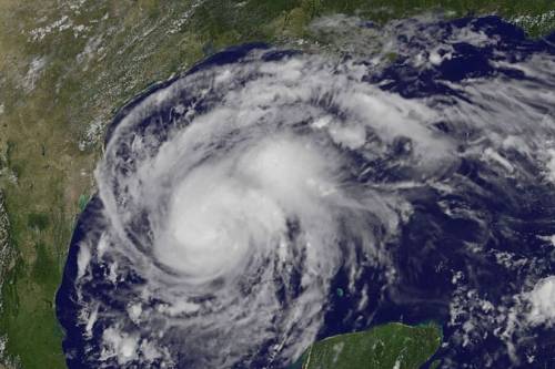 Példa nélküli pusztítást végzett a Harvey hurrikán