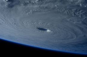 A hurrikánok átmérője akár 1200 kilométer is lehet