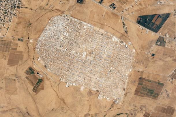 Légifelvétel a Zaatari menekülttáborról - Jordánia, 2013. július 18. - a kép illusztráció
Forrás: upload.wikimedia.org
Szerző: Planet Labs, Inc.