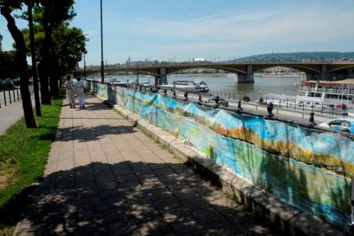 Art of Danube - Budapesten járt a világ leghosszabb dunai képe
