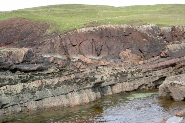 Földtani rétegek mutatják az aszteroida becsapódásának nyomát Stoer partjainál (Skócia)
Forrás: www.theguardian.com
Szerző: Handout/PR No credit