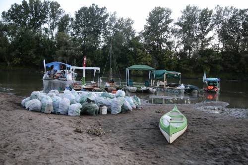 Hamarosan a Tisza-tavat tisztítják a PET Kalózok
