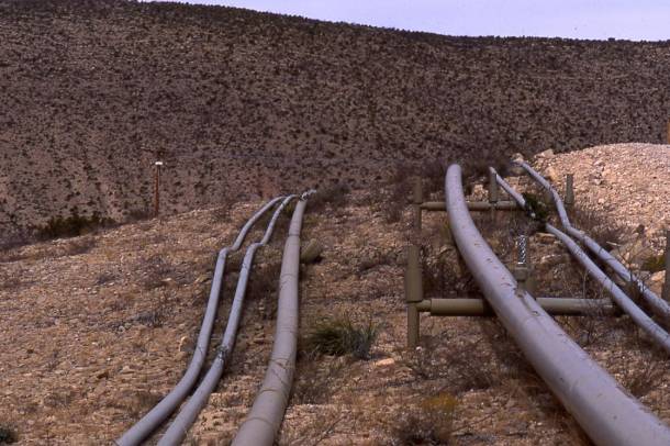 Kőolajvezetékek Új-Mexikóban (USA)
Forrás: en.wikipedia.org
Szerző: Forest Guardians