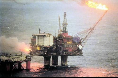 A Piper Alpha olajfúrótorony tragédiája