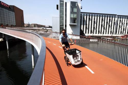 Európa leghosszabb kerékpáros hídja épül Hollandiában