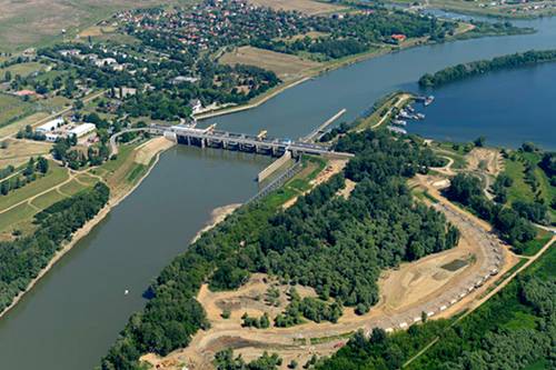 Rekord a Tisza-tónál: 18 ezer biciklis a gáton egy hónap alatt!