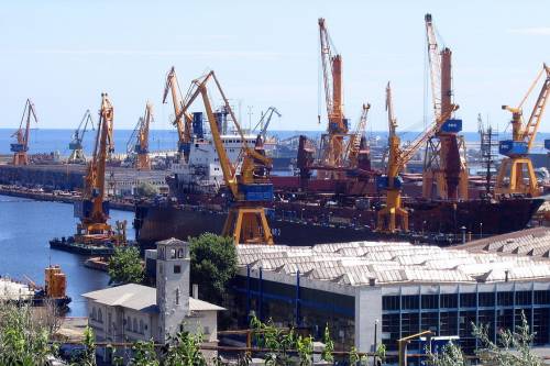 26 ezer tonna ammónium-nitrátot tárolnak egy romániai tengeri kikötőiben - A hatóságok szerint nincs veszély
