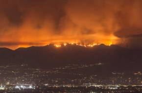 Lángol a partvidék - Bozóttüzek pusztítanak Kaliforniában