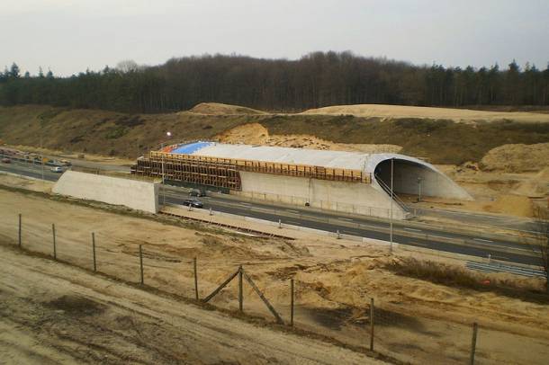 Épülő ekodukt - Hollandia
Forrás: commons.wikimedia.org
Szerző: Apdency