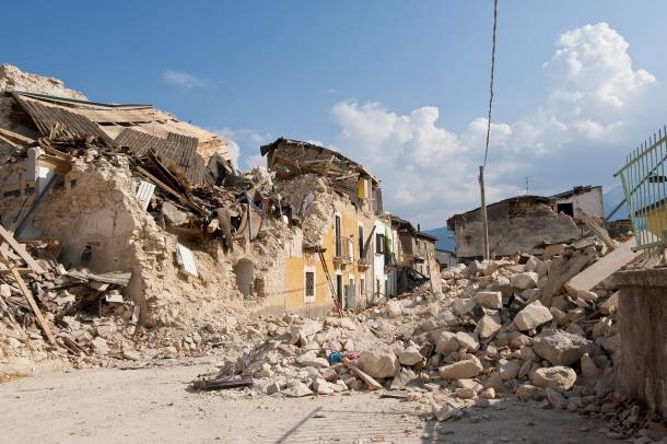 Földrengés után (Képünk illusztráció!)
Forrás: pixabay.com
Szerző: Angelo Giordano