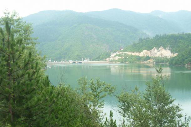A Drina és a visegrádi vízerőmű
Forrás: commons.wikimedia.org
Szerző: Mazbln