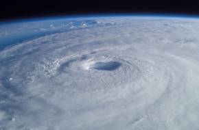 Kétszer gyakoribbá váltak az extrém hurrikánok