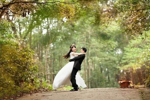 Esküvő - zölden is lehet (a kép illusztráció)
Forrás: pixabay