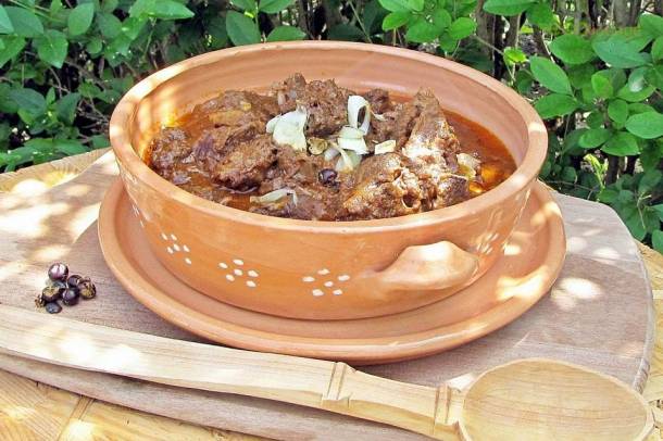 Dámvad pörkölt
Szerző: Hajdú István László