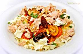 Mediterrán halas ragu tagliatellén