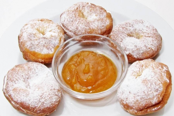 10 perces fánk
Szerző: Hajdu István László