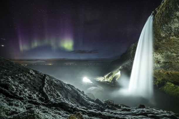 "Zuhanó fény"
Forrás: checkmydream.fr