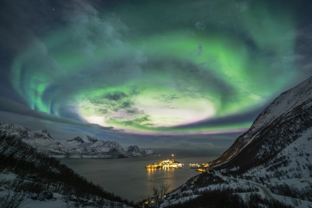 "Fényörvény"
Forrás: checkmydream.fr