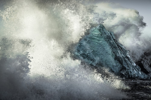 "Mint egy szikla"
Forrás: checkmydream.fr
Szerző: Raspiengeas Nicolas