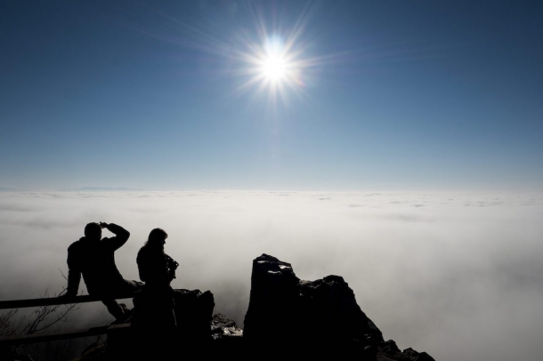 Köd Salgótarján Salgóbánya városrésze felett.
Forrás: MTI
Szerző: Komka Péter